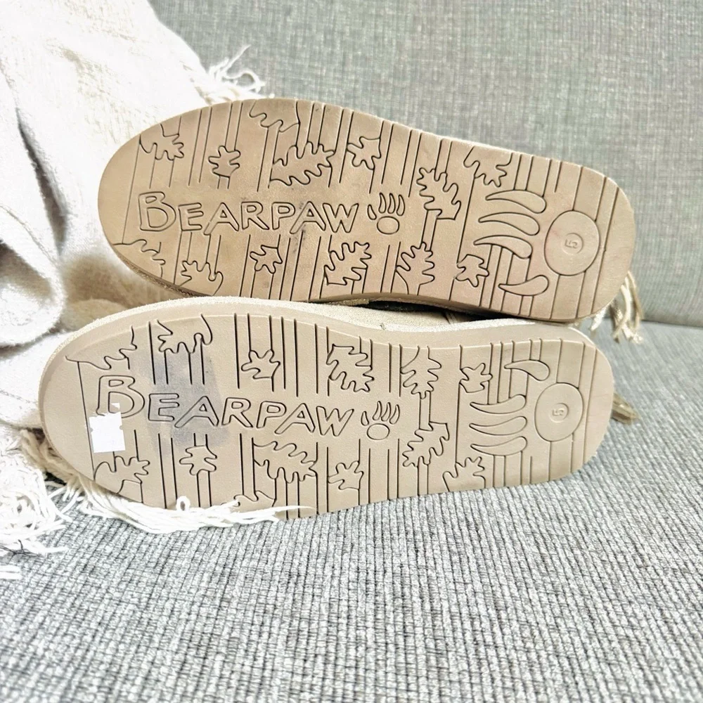 BearPaw Mia Snow Booth Youth Sz 5 Pewter Tan Gold Sparkles Sherpa Lined Tassels